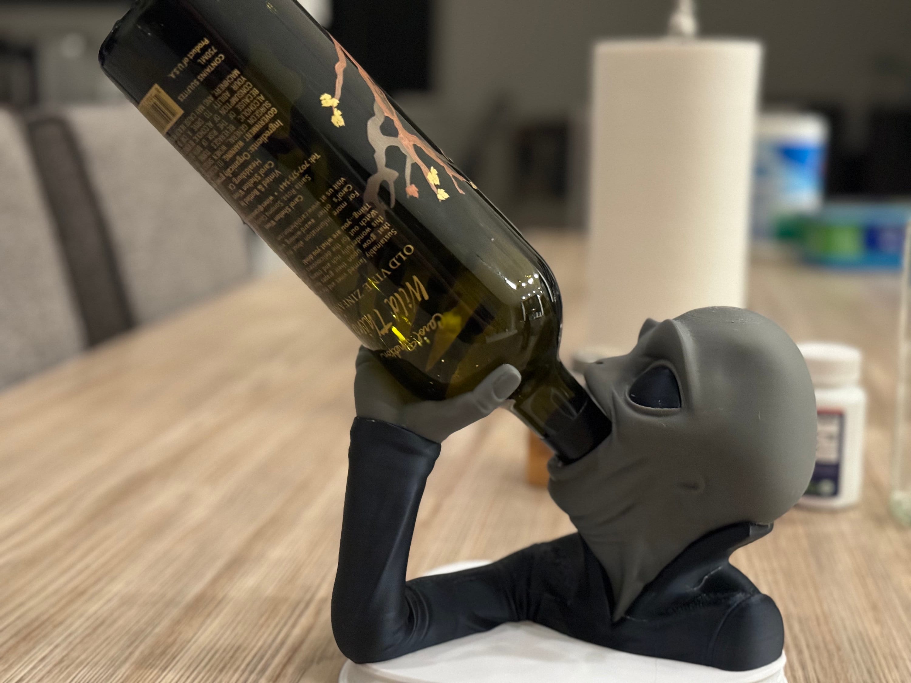 Alien Wine Bottle Holder - 3D Printed in Multiple Colors
